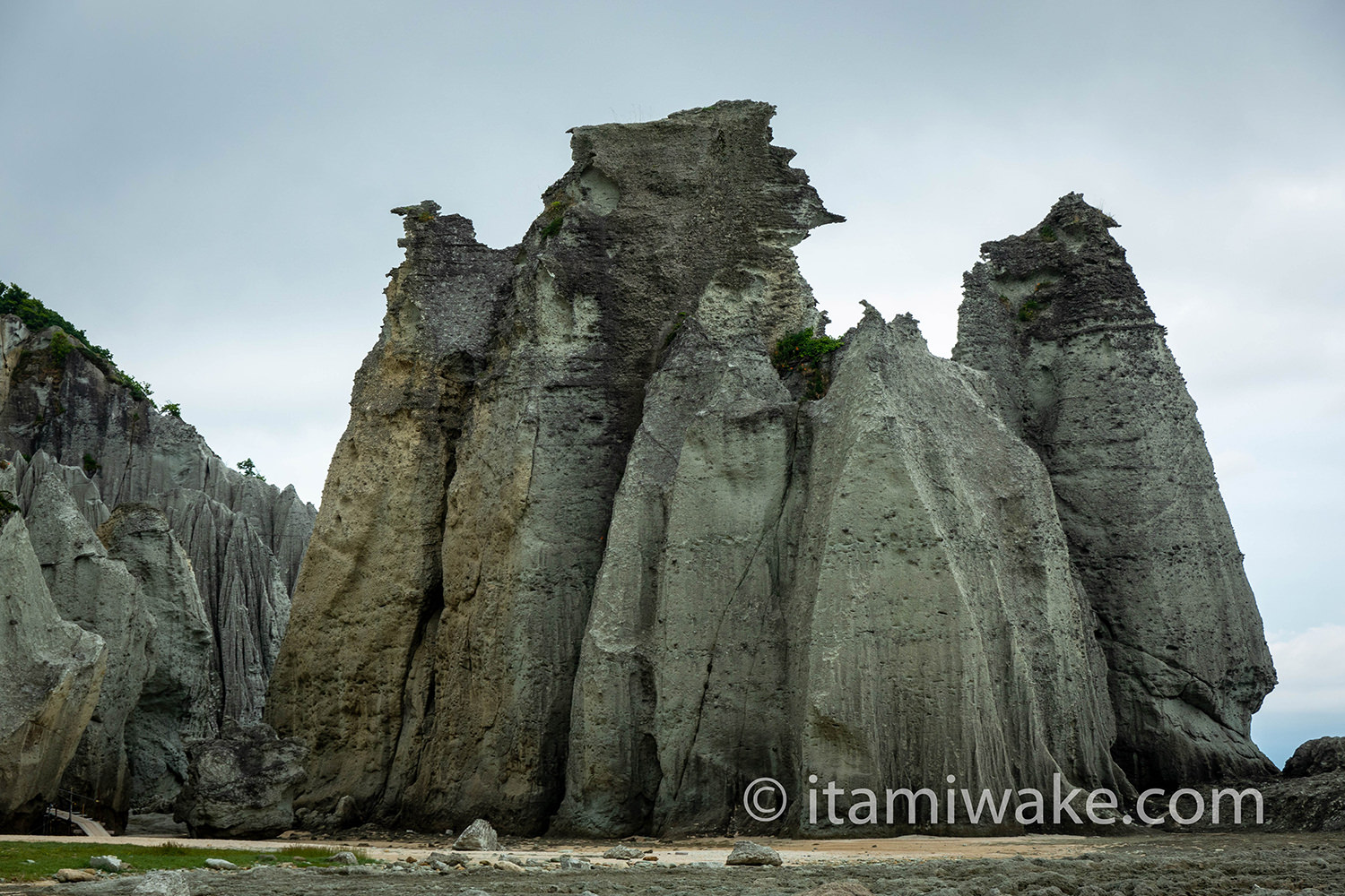 仏ヶ浦の巨岩