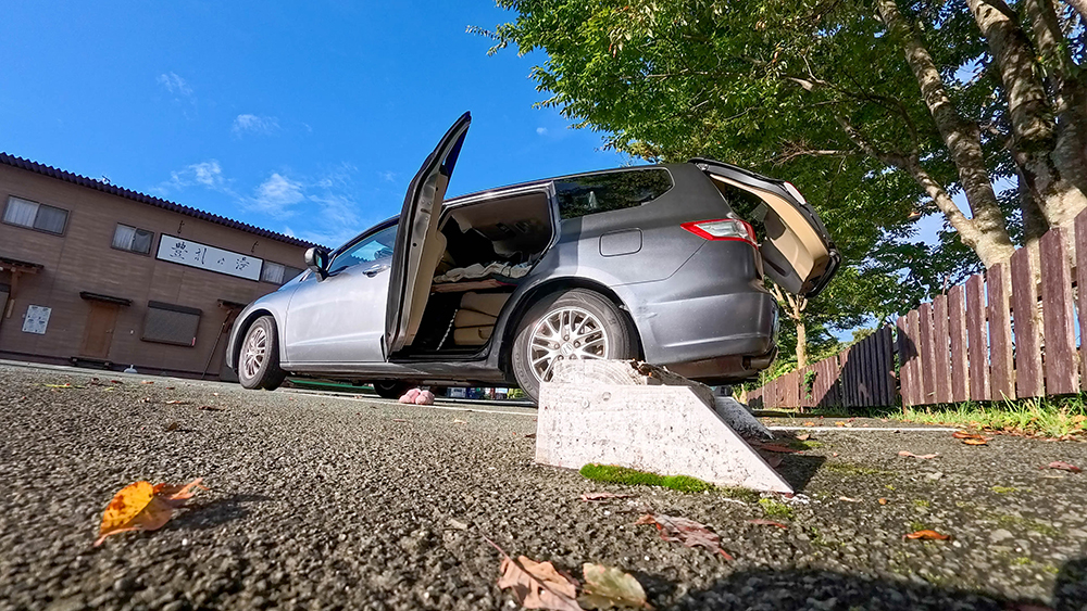 車中泊を果たした