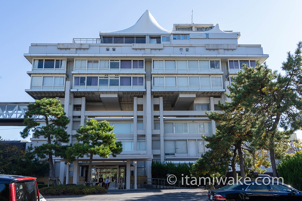 鳥取の要塞ホテル東光園に宿泊！菊竹清訓氏が産んだ素敵構造物を上から下まで堪能した