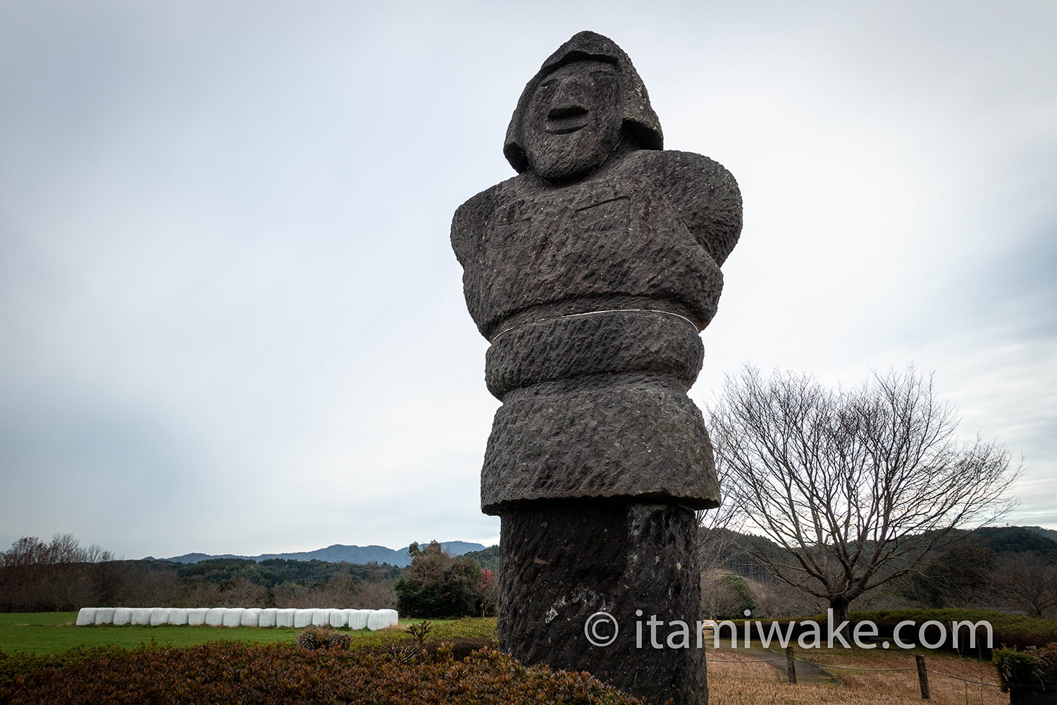 江田船山古墳公園にいた大きな石人