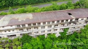 横向温泉ロッジは福島の有名心霊スポット！特に何もないが雰囲気満点の廃墟を探索