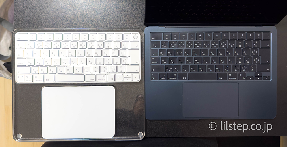 MacBookとの奥行き比較