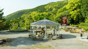 いのりの里の雲仙大仏は牛久大仏の兄弟！？大仏・天狗・河童とありがたさの洪水的宗教施設へ
