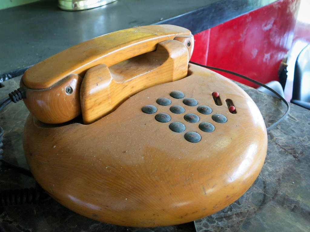 iPhoneでメールの受信時にバイブも着信音も消して無音で通知させる方法