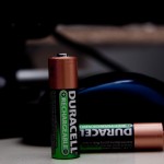 大容量バッテリーも持たずにスマートフォンを使いこなすことは不可能