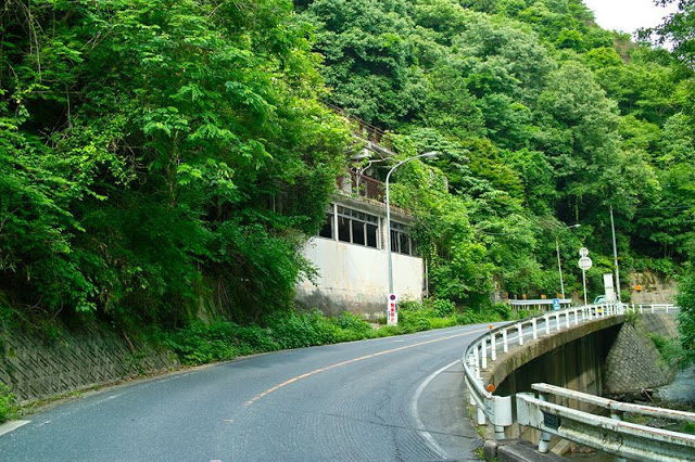 見たら死ぬ！？最凶心霊スポット、「古虎渓ハウス」