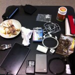 ノマドワーカーじゃなくてただのニートですけどカバンの中身公開します！