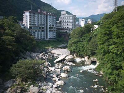 鬼怒川温泉の廃墟がやばくて観光どころじゃない件！