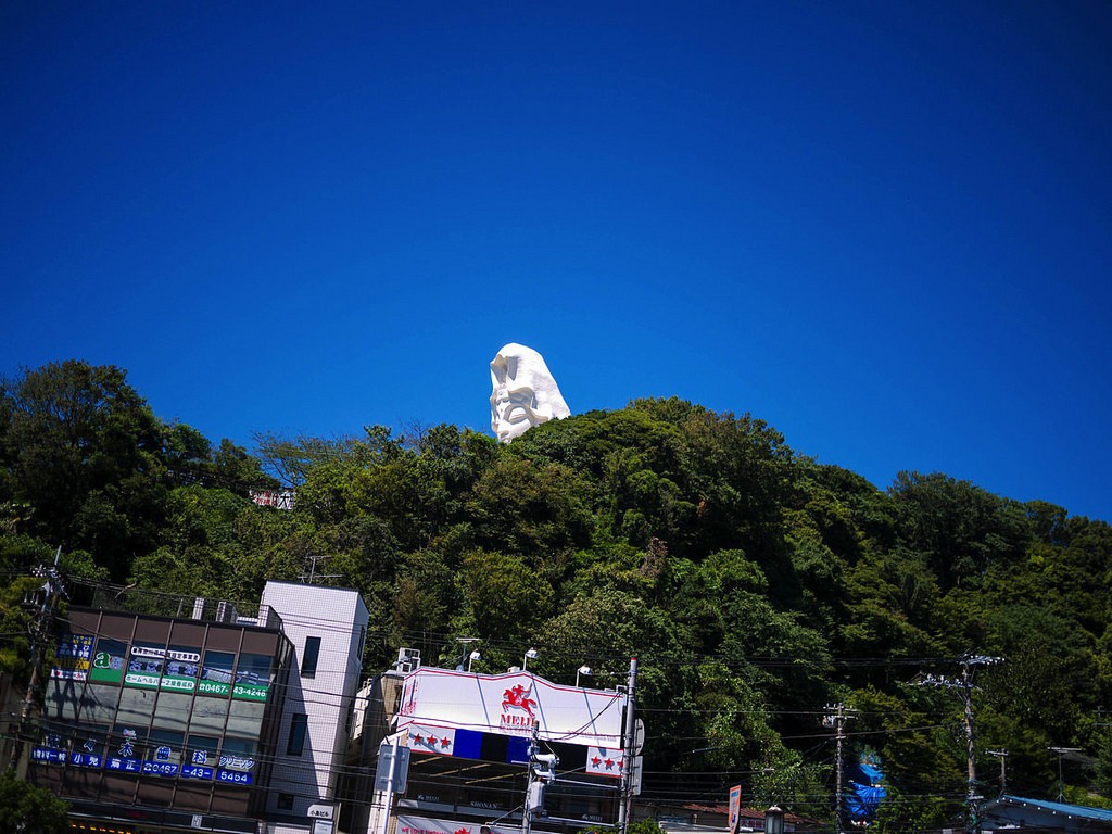 大船観音　JR大船駅からすぐ近く、鎌倉観光にもおすすめな巨大観音像