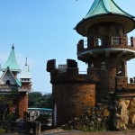 疑問しか湧いてこない！兵庫県手柄山の『スリラー城』