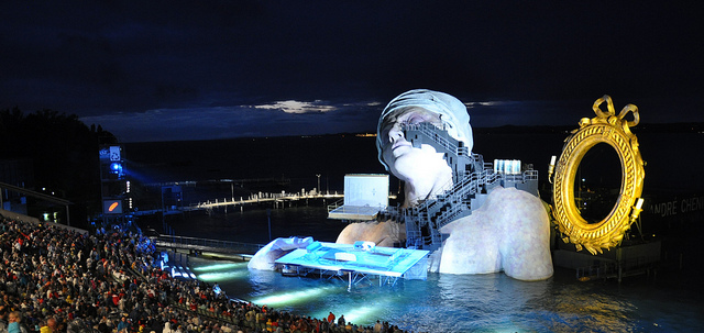 オーストリアの『ブレゲンツ音楽祭』が珍スポットすぎて感動した