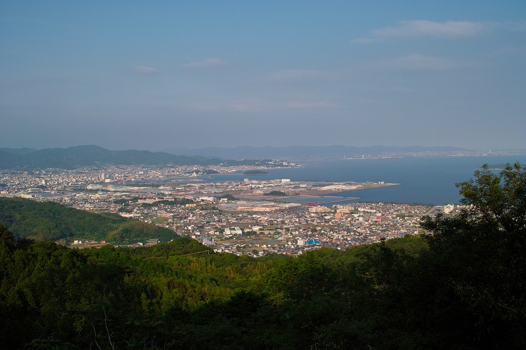 三ヶ根山スカイラインに存在するロープウェー発着場の廃墟