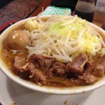 名古屋市伏見で食べられる二郎インスパイア系ラーメン『ジャンキーモンキージュニア』を食べたら…