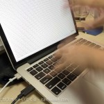 MacBookProの液晶汚れは無償交換対象！メガネ拭きで画面が剥げる？
